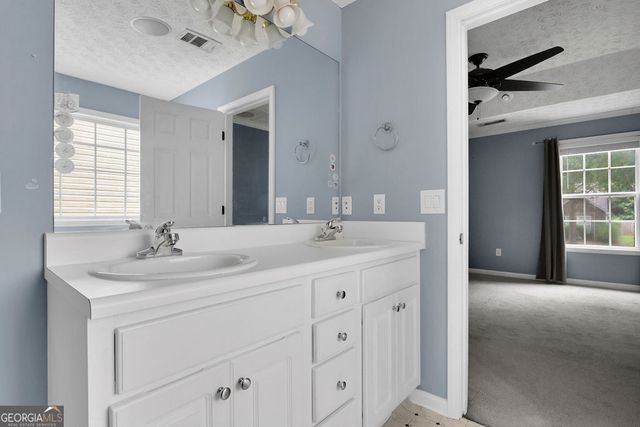2792 Wynhaven Oaks Way, Lawrenceville, GA 30043