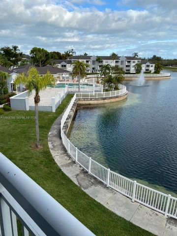 8640 SW 212th St 304, Cutler Bay, FL 33189