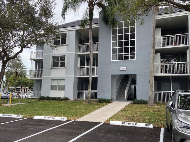 8640 SW 212th St 304, Cutler Bay, FL 33189