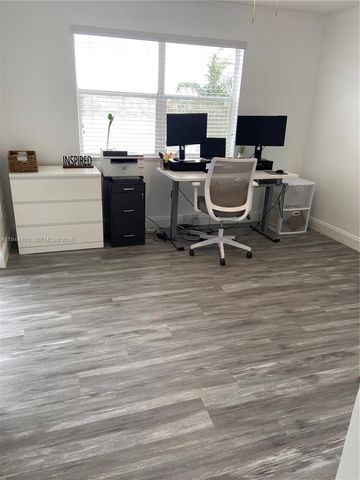 8640 SW 212th St 304, Cutler Bay, FL 33189