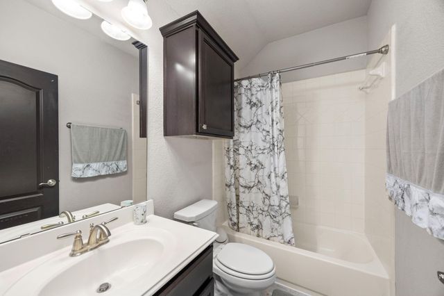 1106 Vivid Crescent Court, Katy, TX 77494