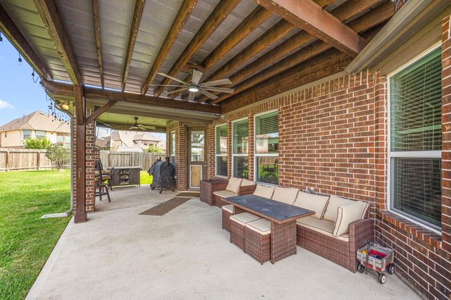 1106 Vivid Crescent Court, Katy, TX 77494