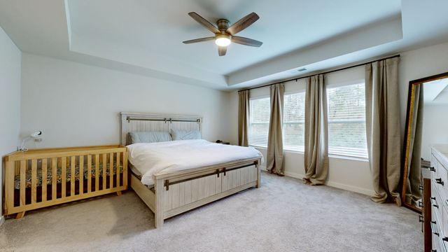 615 Ballard Dr, White House, TN 37188