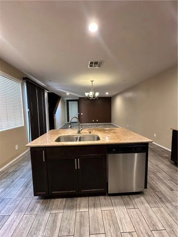 6233 Ash, Riverside, CA 92504