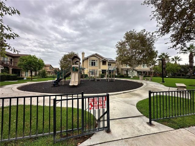 6233 Ash, Riverside, CA 92504