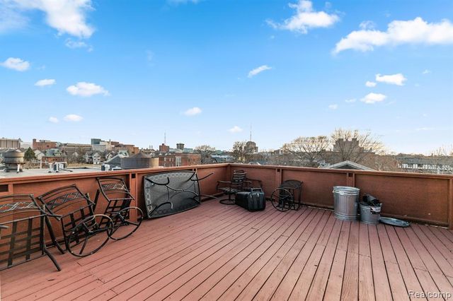 609 E Kirby Street 208, Detroit, MI 48202