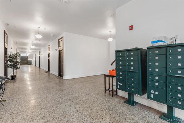 609 E Kirby Street 208, Detroit, MI 48202