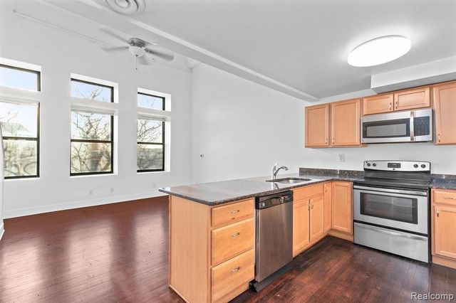 609 E Kirby Street 208, Detroit, MI 48202
