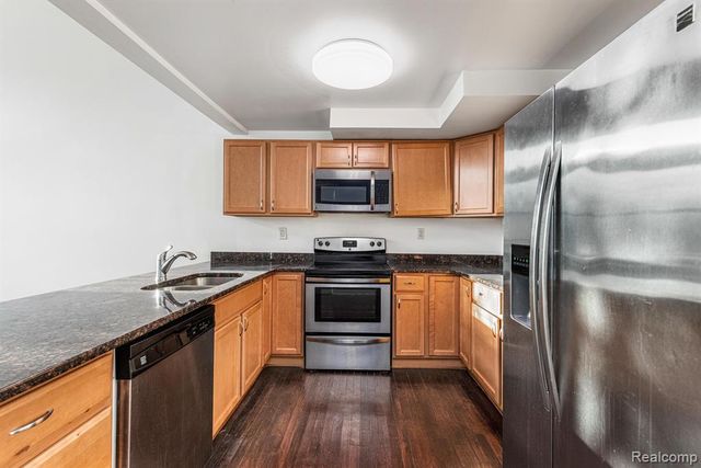 609 E Kirby Street 208, Detroit, MI 48202