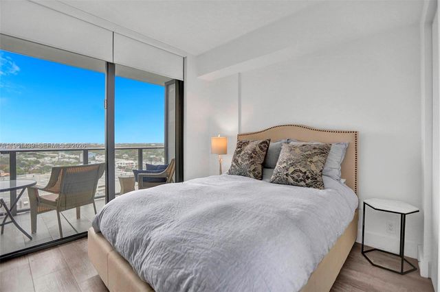 121 NE 34th St 1814, Miami, FL 33137