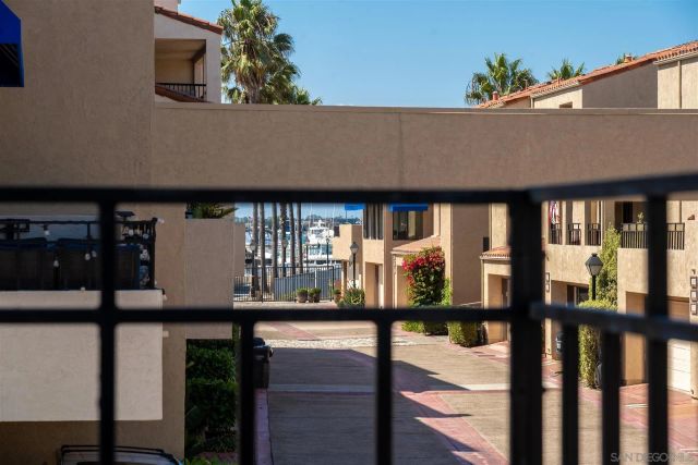 3231 Francois 73, Huntington Beach, CA 92649