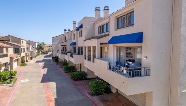 3231 Francois 73, Huntington Beach, CA 92649