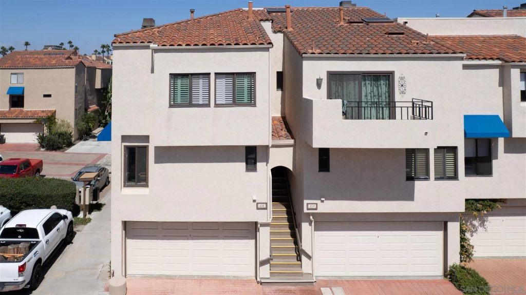 3231 Francois 73, Huntington Beach, CA 92649