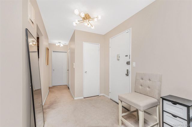 245 Rumsey Road 8T, Yonkers, NY 10701