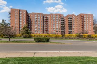245 Rumsey Road 8T, Yonkers, NY 10701