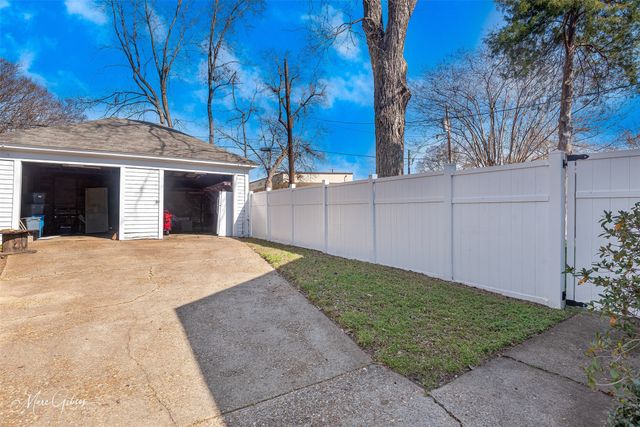 812 Linden Street, Shreveport, LA 71104