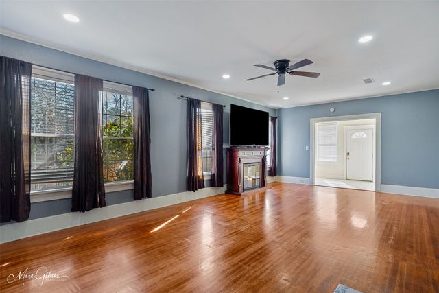 812 Linden Street, Shreveport, LA 71104