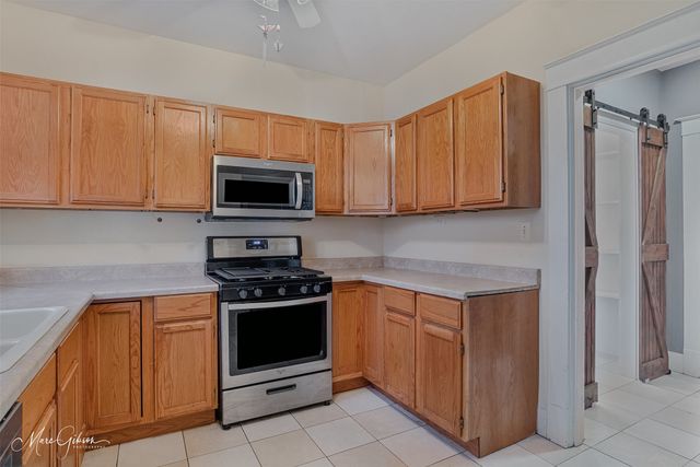 812 Linden Street, Shreveport, LA 71104