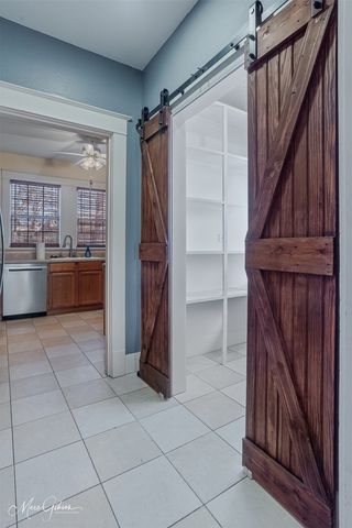 812 Linden Street, Shreveport, LA 71104