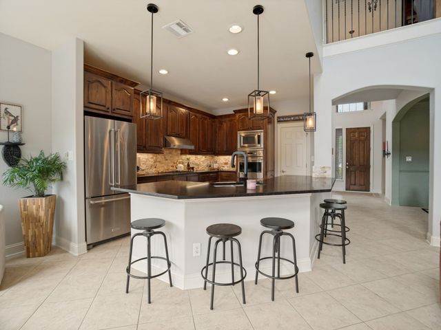 5108 Mystic Hollow Court, Flower Mound, TX 75028