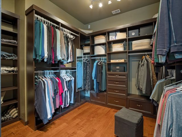 5108 Mystic Hollow Court, Flower Mound, TX 75028