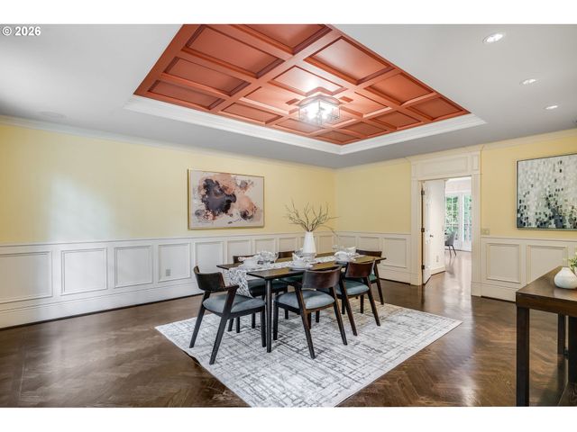 965 S COMUS St, Portland, OR 97219