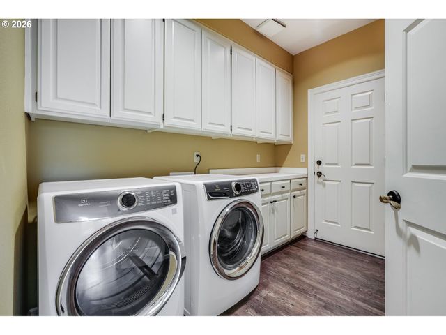 965 S COMUS St, Portland, OR 97219