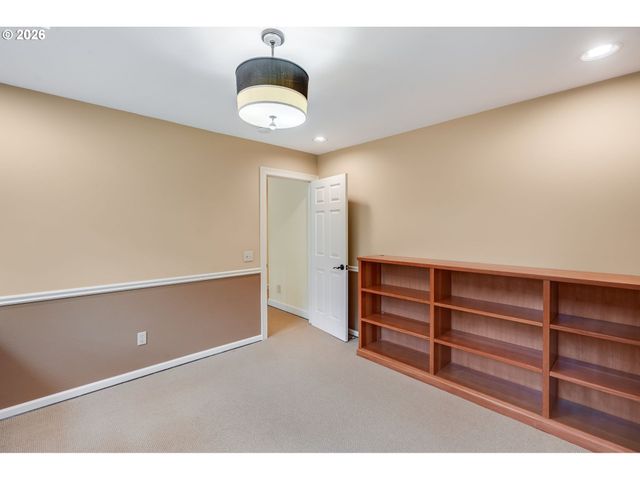 965 S COMUS St, Portland, OR 97219