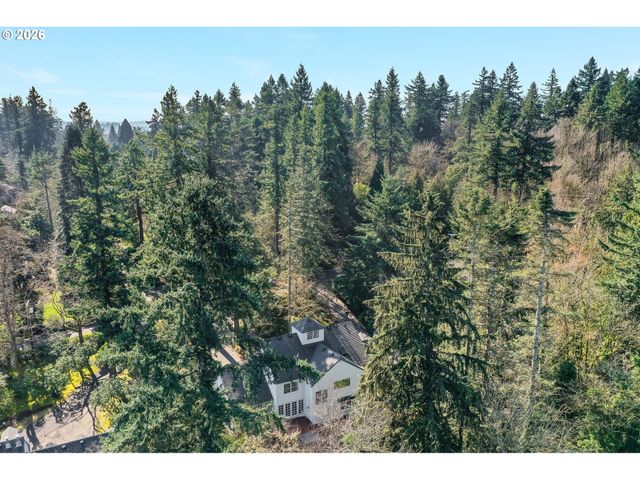 965 S COMUS St, Portland, OR 97219