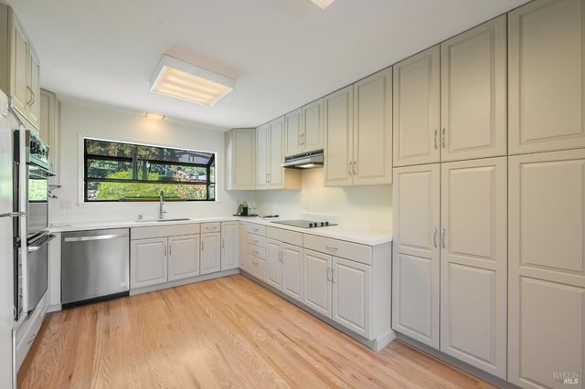 195 Edgewood Ave, Mill Valley, CA 94941