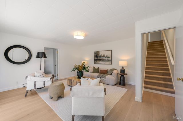 195 Edgewood Ave, Mill Valley, CA 94941