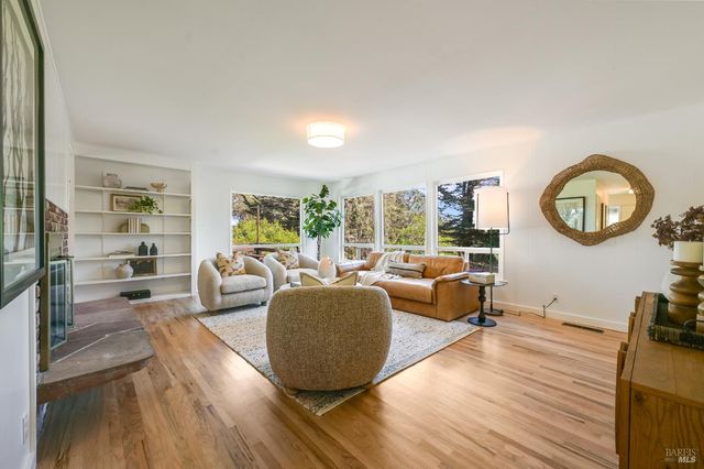 195 Edgewood Ave, Mill Valley, CA 94941