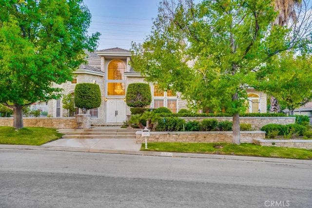 849 Greenridge, La Canada Flintridge, CA 91011