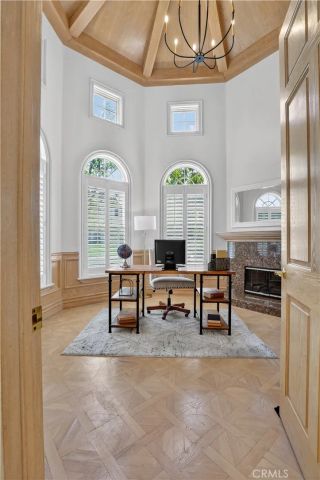 849 Greenridge, La Canada Flintridge, CA 91011