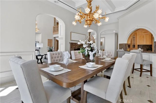 849 Greenridge, La Canada Flintridge, CA 91011