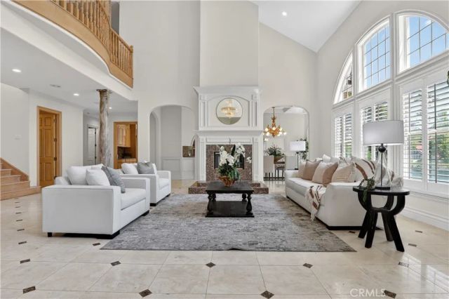 849 Greenridge, La Canada Flintridge, CA 91011