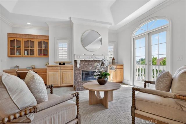 849 Greenridge, La Canada Flintridge, CA 91011