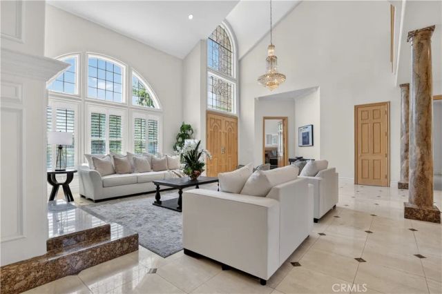 849 Greenridge, La Canada Flintridge, CA 91011
