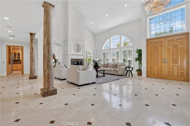 849 Greenridge, La Canada Flintridge, CA 91011