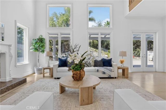 849 Greenridge, La Canada Flintridge, CA 91011