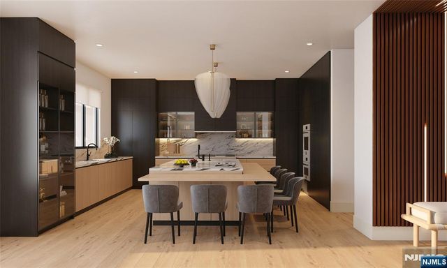 21 Hastings Drive, Tenafly, NJ 07670