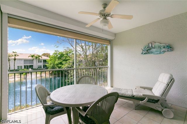 6927 Satinleaf RD N 203, Naples, FL 34109