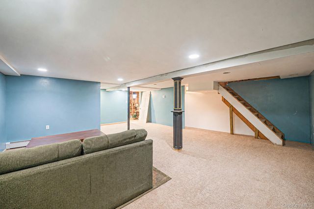 390 Blue Point Road, Farmingville, NY 11738