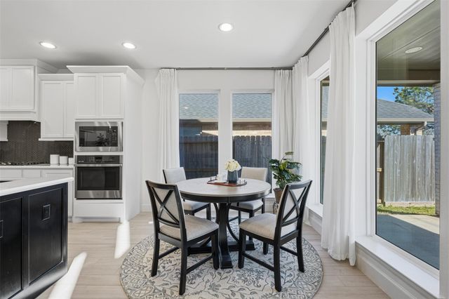 5118 Albany Shores Lane, Fulshear, TX 77441