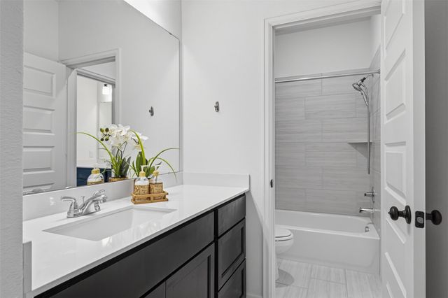 5118 Albany Shores Lane, Fulshear, TX 77441