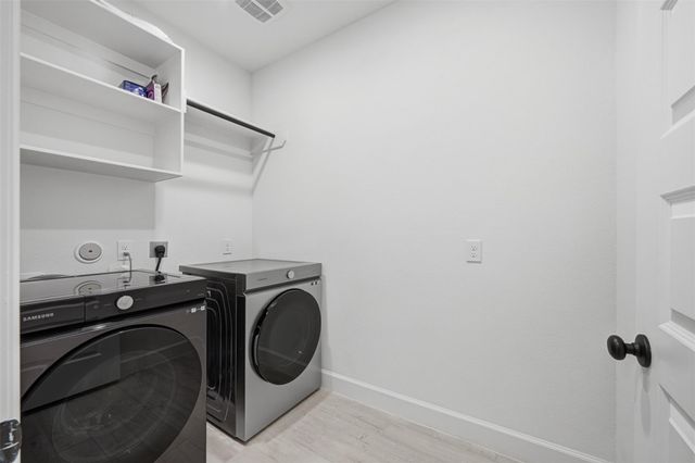 5118 Albany Shores Lane, Fulshear, TX 77441