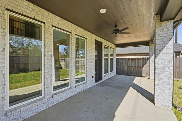 5118 Albany Shores Lane, Fulshear, TX 77441