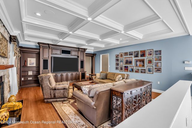 24 Bartram Road, Englishtown, NJ 07726