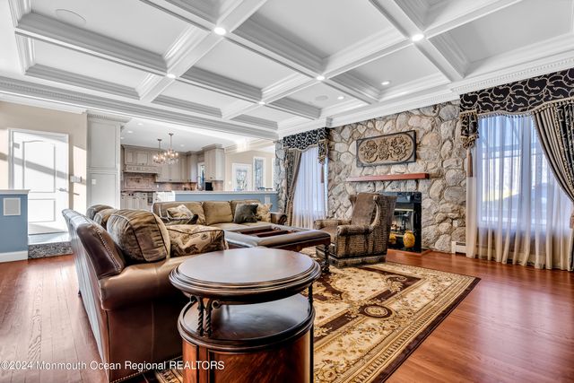 24 Bartram Road, Englishtown, NJ 07726