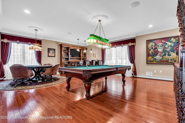 24 Bartram Road, Englishtown, NJ 07726